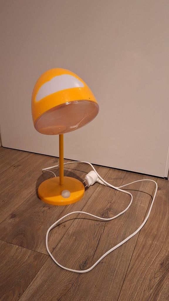 Ikea bureau lamp oranje voor bureau of kinderkamer, Huis en Inrichting, Gebruikt, Modern, Speels, Ophalen of Verzenden, Minder dan 50 cm