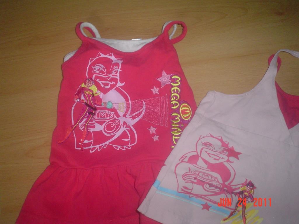 Mega Mindy Shirtjes, Verzenden, Zo goed als nieuw, Meisje, Jurk of Rok