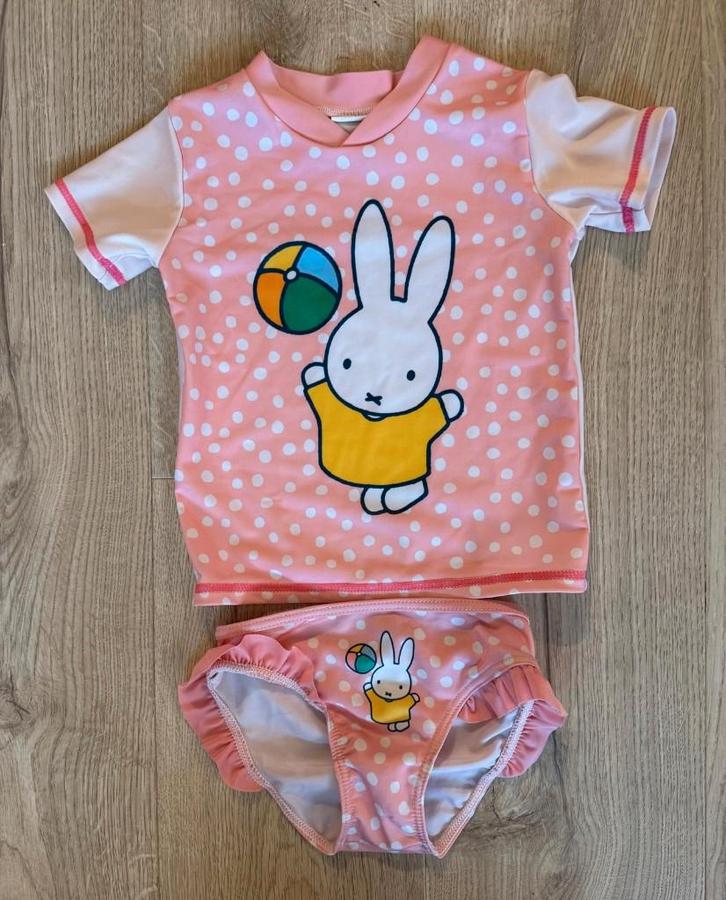 Nijntje meisjes zwem t-shirt en zwembroek in maat 94/104, Kinderen en Baby's, Babykleding | Baby-zwemkleding, Gebruikt, Badpak