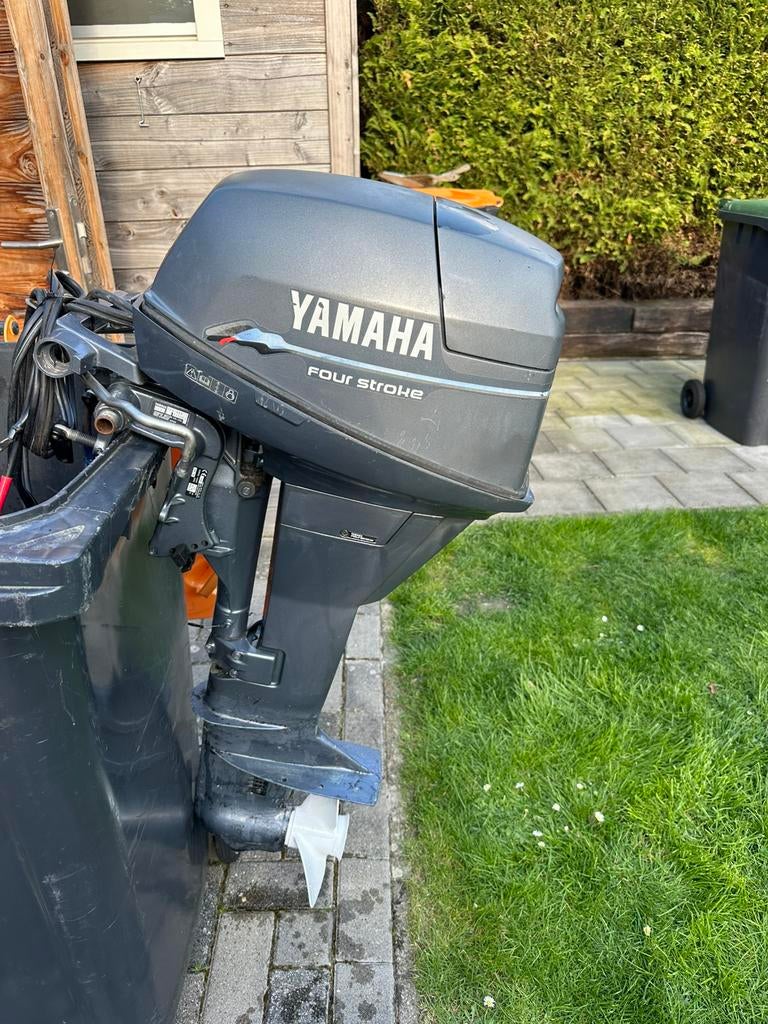 Yamaha 9.9 4 four stroke, Watersport en Boten, Buiten- en Binnenboordmotoren, Ophalen, 5 tot 10 pk, Zo goed als nieuw, Benzine