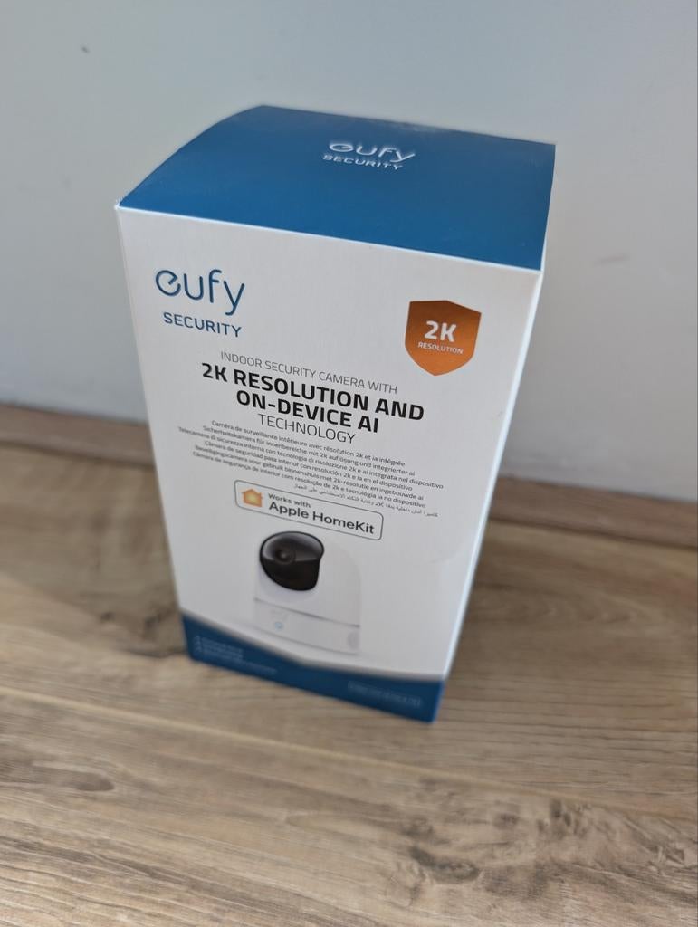 Eufy 2K indoor beveiligingscamera, Audio, Tv en Foto, Videobewaking, Ophalen of Verzenden, Nieuw, Binnencamera