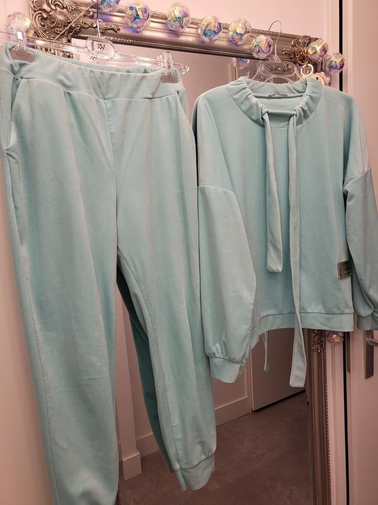 Mintgroen huispak met strikdetail, Kleding | Dames, Huispakken, Ophalen of Verzenden