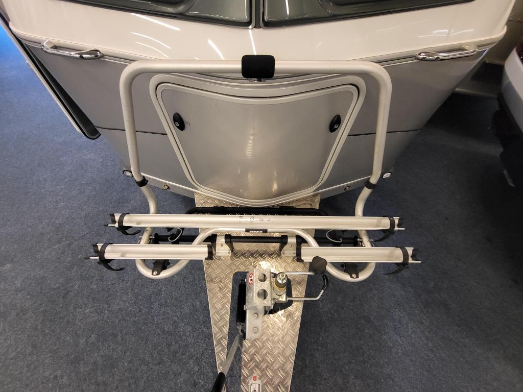 Eriba Touring 542; af fabriek super compleet, Caravans en Kamperen, Overige typen, Standaardzit, Schokbreker, Bedrijf