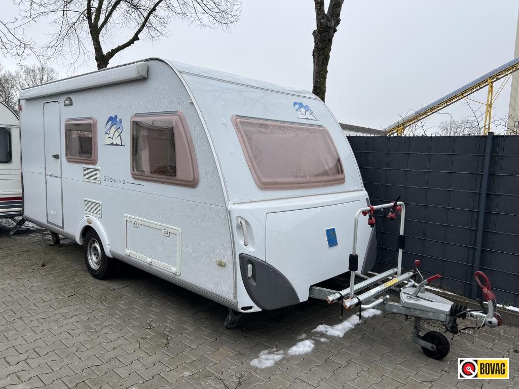 Knaus Sudwind 450 EL, Caravans en Kamperen, Caravans, Standaardzit, Bedrijf, Tot en met 3, Schokbreker