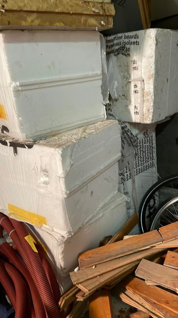 Gratis 13 sto isolatie plaat, Doe-het-zelf en Verbouw, Isolatie en Afdichting, Muurisolatie, Zo goed als nieuw, Piepschuim (Tempex)