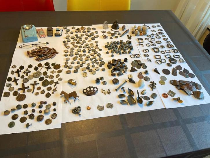 Mega lot Bodemvondsten!, Antiek en Kunst, Curiosa en Brocante, Ophalen of Verzenden