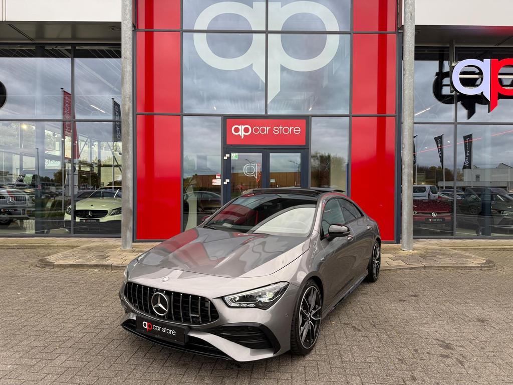 Mercedes-Benz CLA-klasse AMG 35 4MATIC / panoramadak / facel, Automaat, CLA, Zwart, 4 cilinders