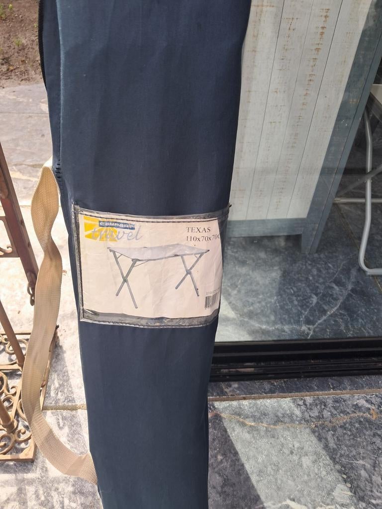 Camping tafel, Ophalen