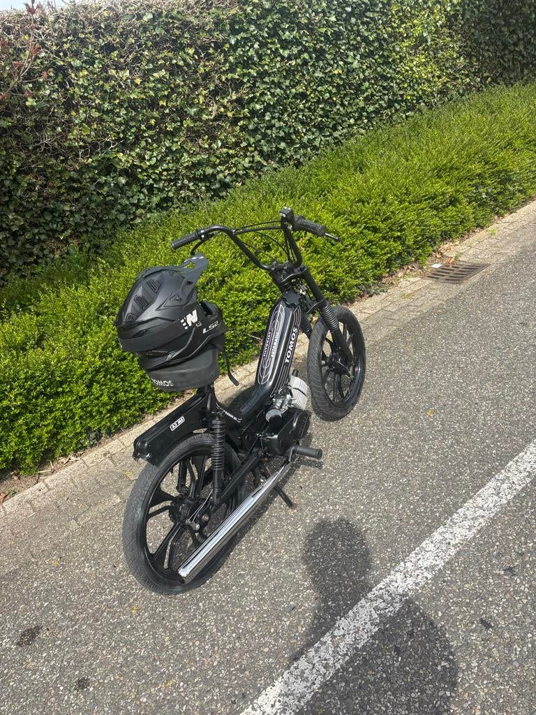 Tomos 65 cc, Fietsen en Brommers, Brommers | Tomos, Ophalen, Maximaal 45 km/u, 65 cc, Zo goed als nieuw