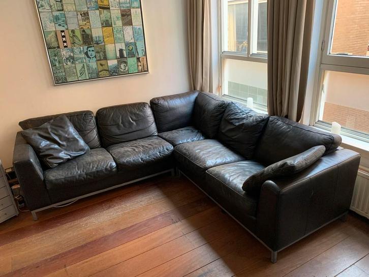 Vintage zwart leren hoekbank Jencikova, Huis en Inrichting, Banken | Bankstellen, Gebruikt, Hoekbank, Vierpersoons of meer, 250 tot 300 cm