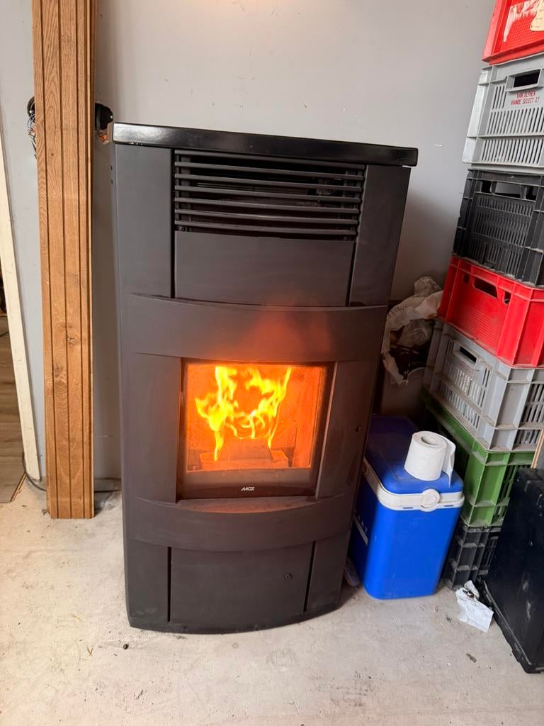 Te koop Pelletkachel, Ophalen of Verzenden, Zo goed als nieuw, Overige brandstoffen, Pelletkachel
