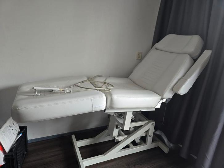 Elektrische Behandelstoel / Schoonheidsstoel, Witgoed en Apparatuur, Persoonlijke-verzorgingsapparatuur, Zo goed als nieuw, Overige typen