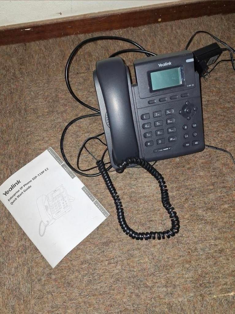 Yealink SIP-T19P E2 VoIP Telefoon - Zwart, Telecommunicatie, Vaste telefoons | Niet Draadloos, Zo goed als nieuw, Ophalen of Verzenden