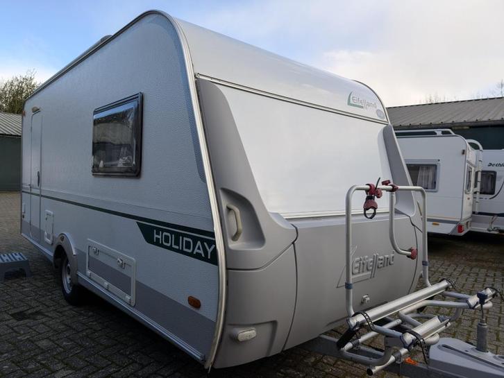 ENKELEBEDDEN MAX 1350 KG, Caravans en Kamperen, Caravans, Bedrijf, tot en met 3, 1000 - 1250 kg, Overige, Eifelland, 2 aparte bedden