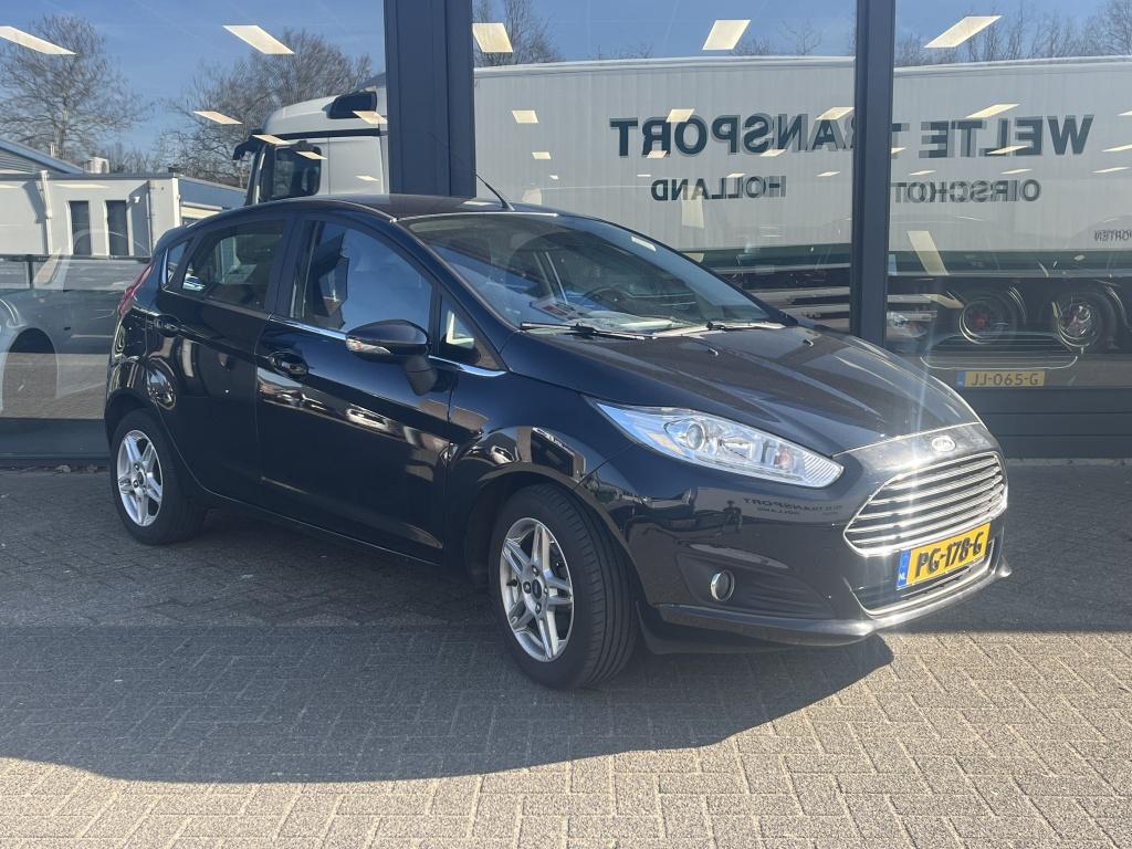 Ford Fiesta 1.0 EcoB. Titanium, 5 deurs, airco! (bj 2013), Auto's, Euro 5, 125 pk, Handgeschakeld, 550 kg