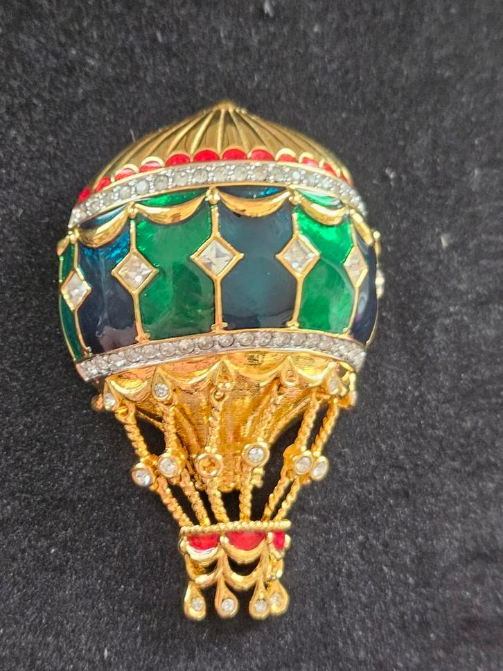 Vintage Vergulde Luchtballon Broche met Strass, Sieraden, Tassen en Uiterlijk, Broches, Gebruikt, Goud, Goud, 4 tot 7 cm, Met strass