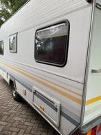Knaus Sudwind Caravan - Ideaal voor vakanties, Caravans en Kamperen, Caravans, Rondzit, Omvormbare zithoek, 750 - 1000 kg, Particulier