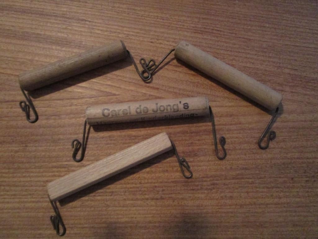 Nr.64: Antieke Handvatten kledinghangers houten handvat, Ophalen of Verzenden