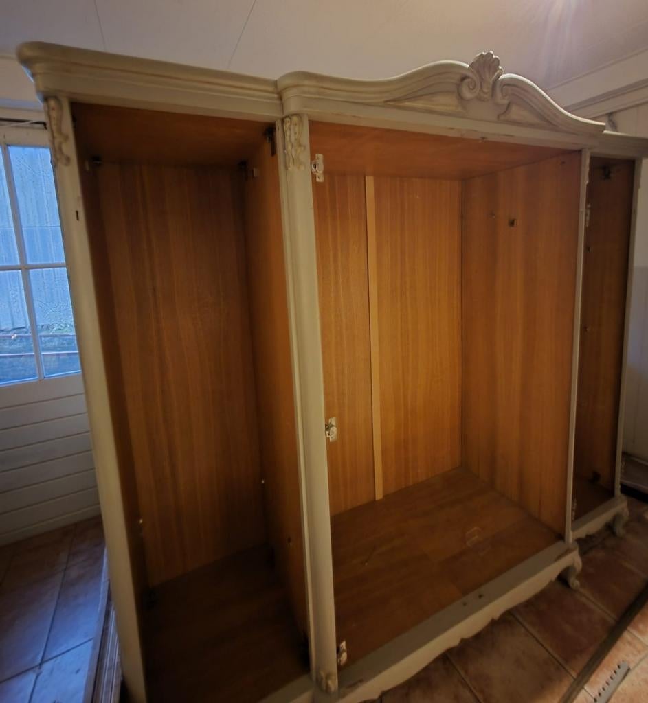 Brocante ruime kledingkast., Huis en Inrichting, Kasten | Kledingkasten, Ophalen, Gebruikt, 50 tot 75 cm, 200 cm of meer