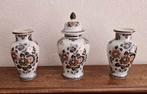 Set van drie Delfts Blauwe Polychroom vazen, Ophalen
