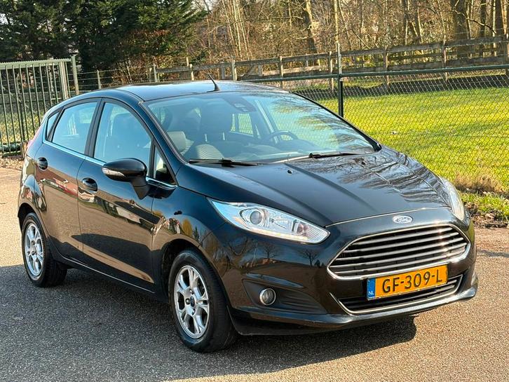 Ford Fiesta 1.5 TDCi Titanium /Navi/Airco/, Auto's, Ford, Bedrijf, Te koop, Fiësta, ABS, Airbags, Airconditioning, Boordcomputer