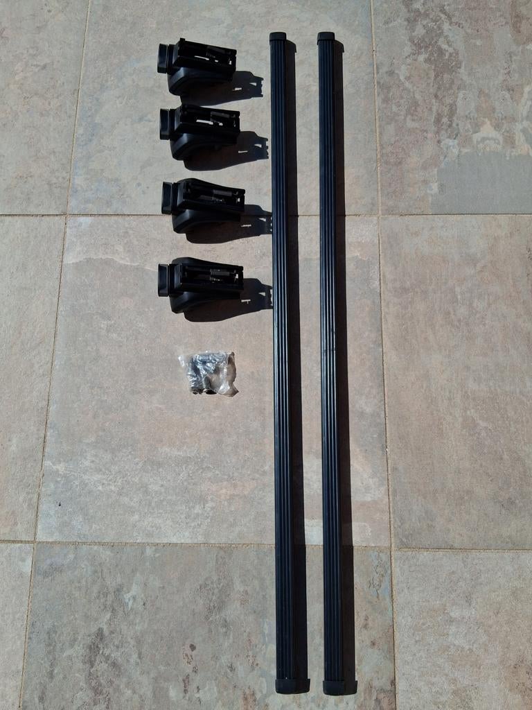 Thule Rapid System 757 dakdragers met sloten voor dakrailing, Ophalen of Verzenden, Zo goed als nieuw