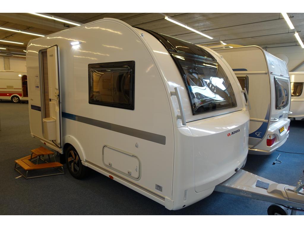 Adria Altea 362 LH; van € 33.668 voor € 29, Caravans en Kamperen, Overige typen, Schokbreker, Tot en met 2, Bedrijf