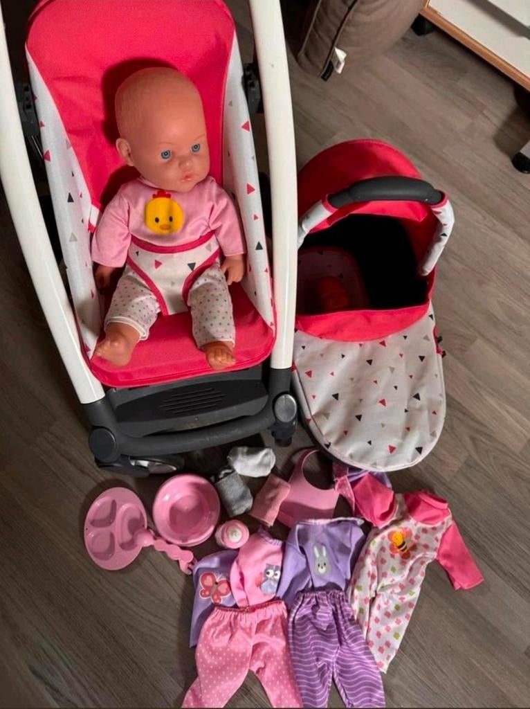 Poppenwagen met toebehoren, Ophalen of Verzenden, Babypop