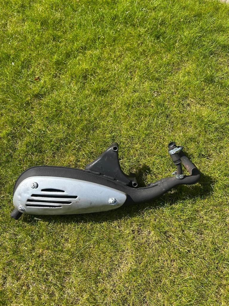 Vespa ET2 Uitlaat, Ophalen of Verzenden, Zo goed als nieuw, Uitlaat, Vespa