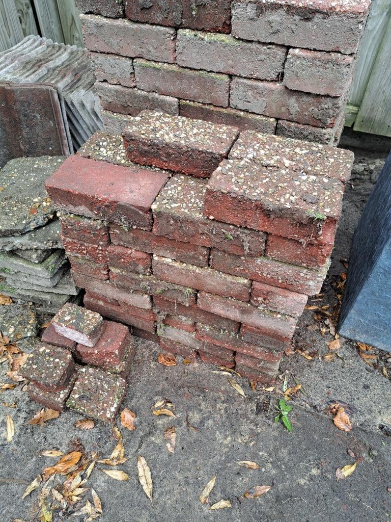 Betontegels, opsluitbanden, dakpannen betonklinkers.gebruikt, Tuin en Terras, Tegels en Klinkers, Ophalen, Gebruikt, 10 m² of meer