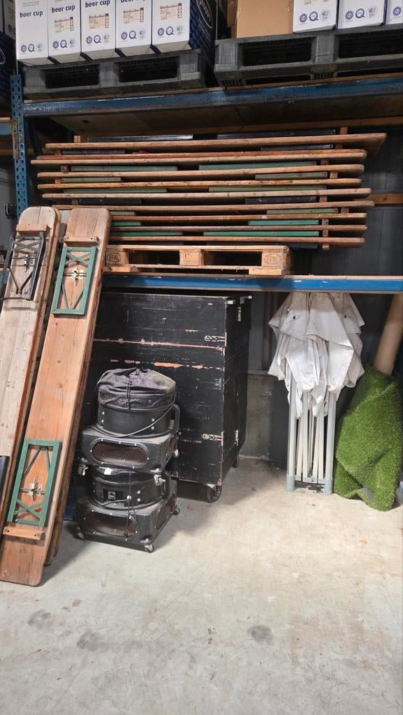 Partij biertafels en banken, Ophalen, Overige houtsoorten, 50 mm of meer, Minder dan 200 cm