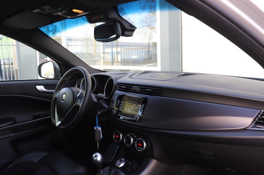 Alfa romeo GIULIETTA 1.4 T EXCLUSIVE QV-LINE/FACELIFT/SPORTS, Gebruikt, Euro 6, 4 cilinders, Leder