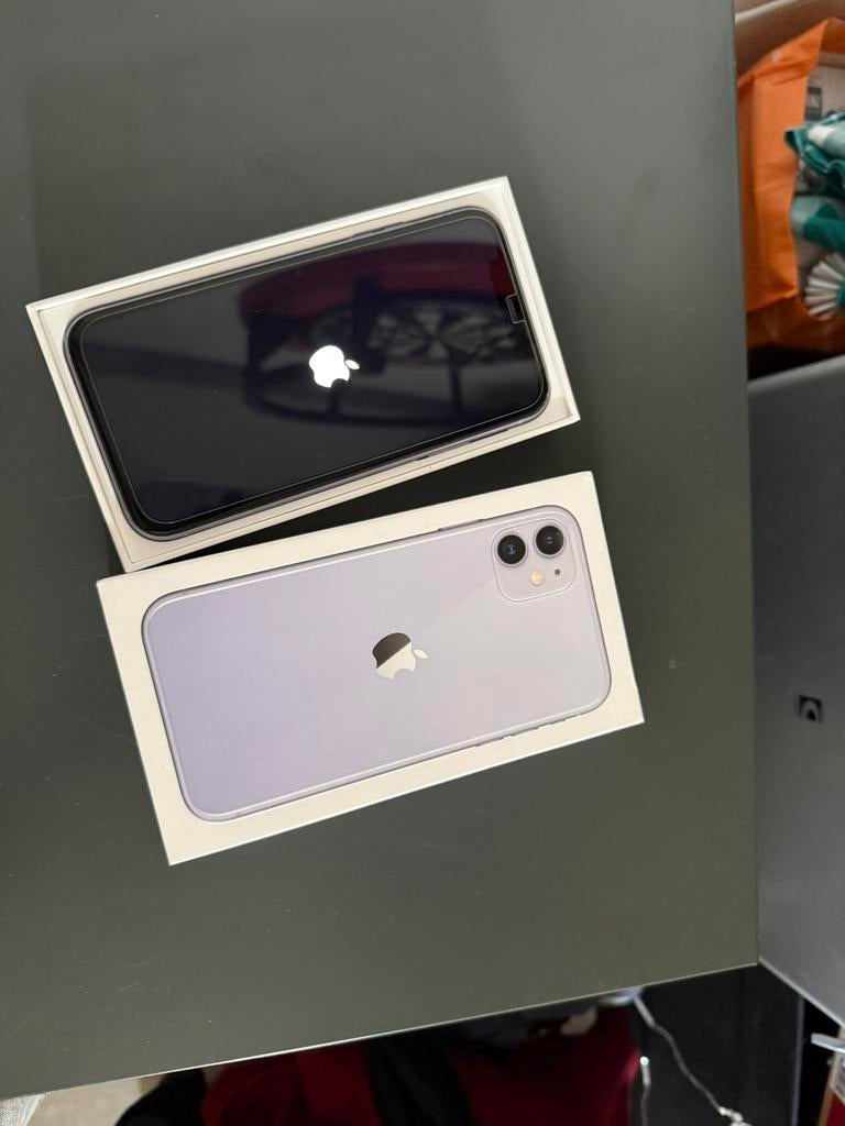 Iphone 11, Ophalen, Paars, IPhone 11, Zo goed als nieuw