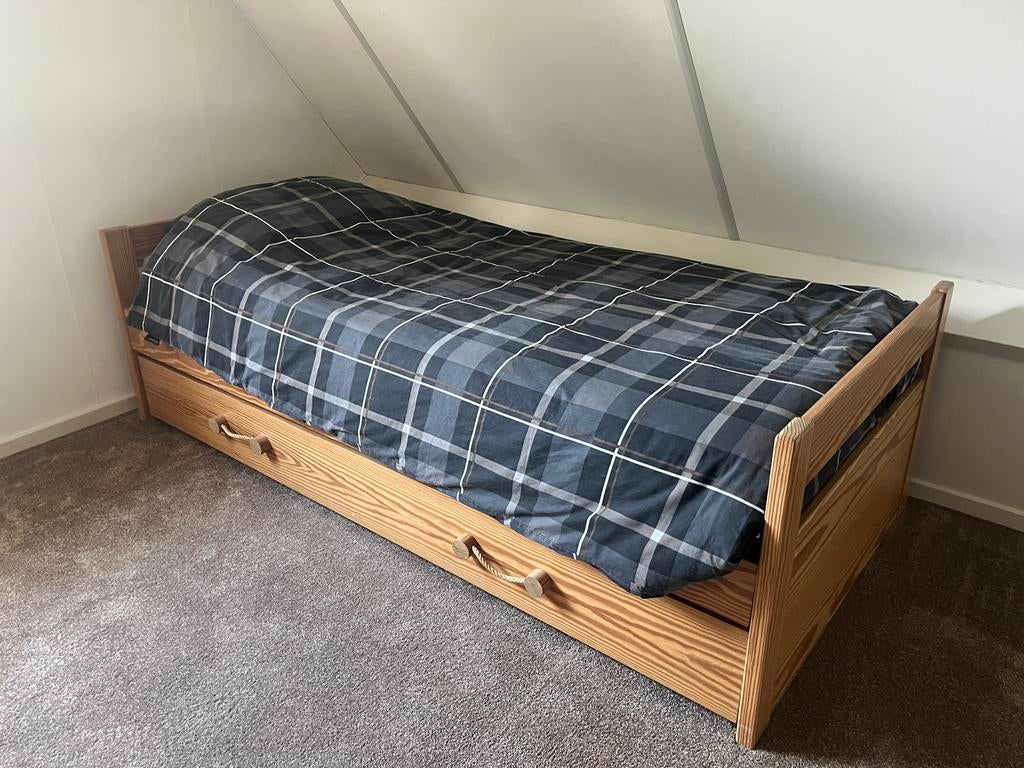 Gratis keurig 1 persoonsbed met grote lade Incl matras etc.., Ophalen, 90 cm, Eenpersoons, Wit