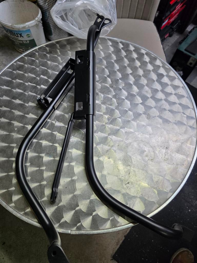 Zundapp 517 radiatorbeugels plus radiatorgrill nieuw, Ophalen of Verzenden, Nieuw