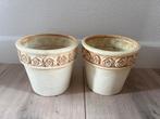 2 brocante bloempotten met roosjes, Ophalen, Rond, Zo goed als nieuw, Aardewerk