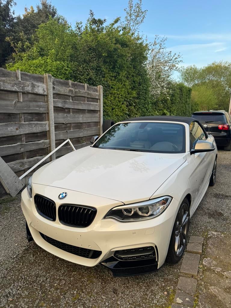 BMW M235i, Auto's, BMW, Automaat, Achterwielaandrijving, Parkeerassistent, 1595 kg