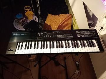 Roland D-10 Synthesizer, Muziek en Instrumenten, Keyboards, Gebruikt, 61 toetsen, Roland, Ophalen of Verzenden