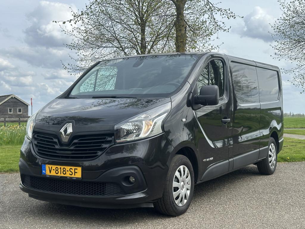 Renault Trafic 1.6 dCi T29 L2H1 DC Comfort Energy Rijdt perf, Voorwielaandrijving, Stof, Gebruikt, Euro 6
