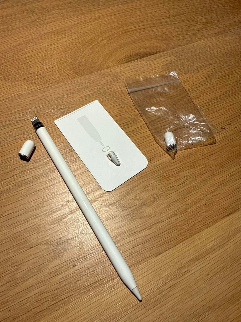 Apple Pencil 1e generatie, Ophalen of Verzenden, Zo goed als nieuw