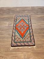 Handgeknoopt Tapijt uit Tunesië. Prachtige kleuren, Groen, Perzisch, Zo goed als nieuw, 150 tot 200 cm