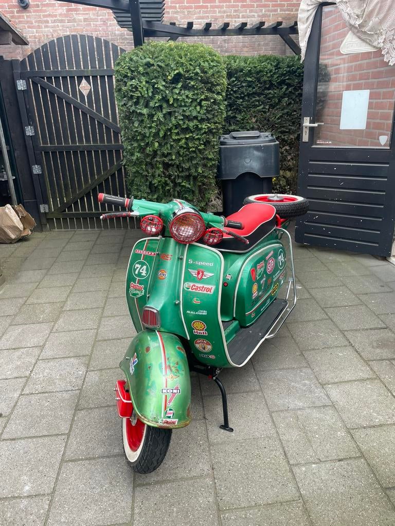 Unieke Zundapp roller, Fietsen en Brommers, Brommers | Zundapp, Ophalen, Overige modellen, Maximaal 45 km/u, Zo goed als nieuw