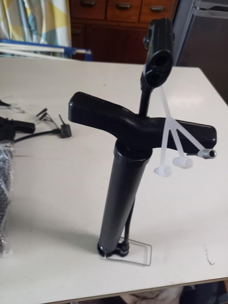 Partij Lucht/Fiets/Bal Pompen 100 stuks met 3 x nippels, Caravans en Kamperen, Ophalen of Verzenden