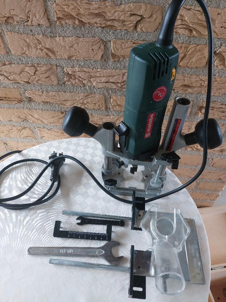 Metabo bovenfrees OFE738 in kist met bijbehorende delen, Ophalen, Gebruikt, Bovenfrees, Metabo