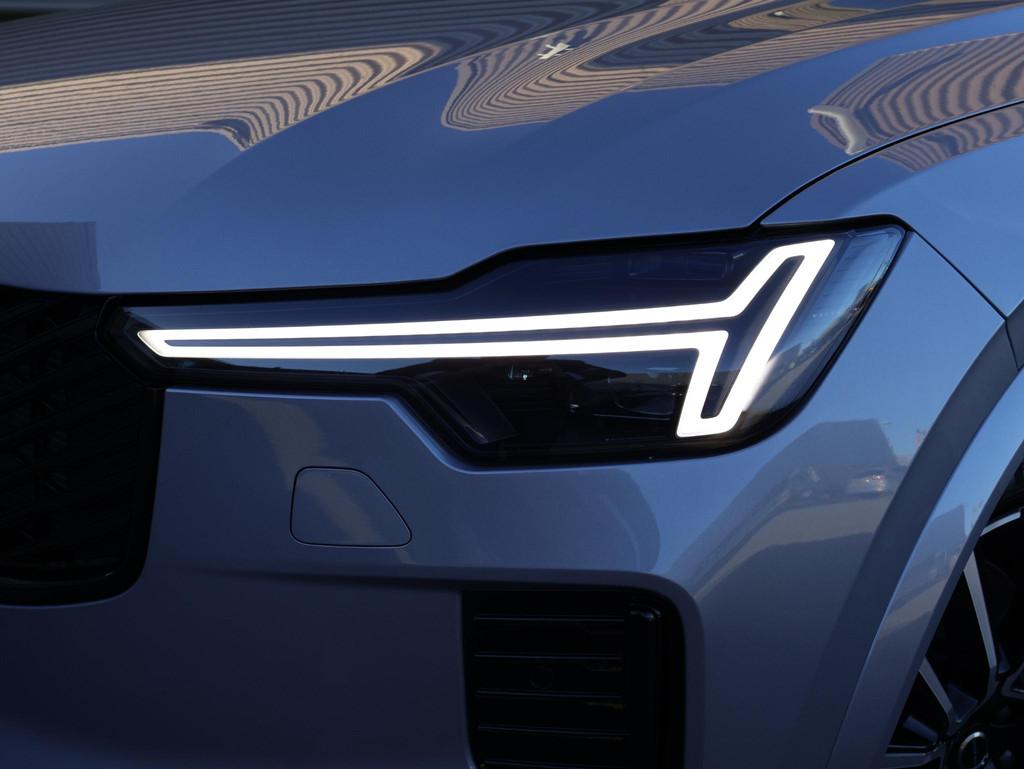 Volvo XC90 T8 Plug-in hybrid AWD Ultra Dark Exec. Ed. | FULL, 12 maanden, Gebruikt, 4 cilinders, 7 stoelen