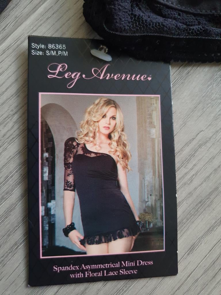 Leg Avenue sexy zwart jurkje S/M met kanten mouw, Verzenden