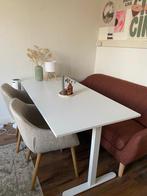 Witte tafel/bureau jysk, Ophalen, 50 tot 100 cm, Zo goed als nieuw, Vier personen