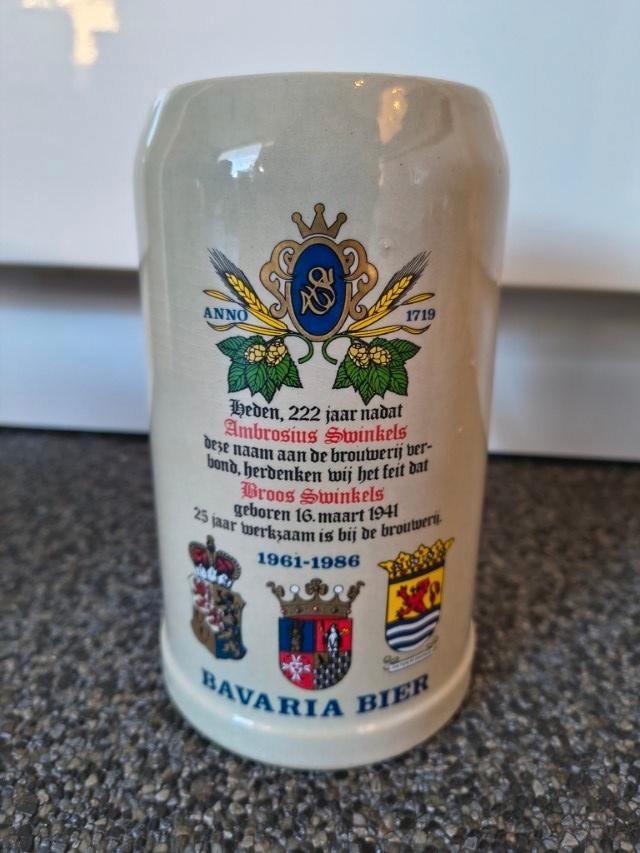 * Bavaria stenen pul 25 jubileum 1961 – 1986 Broos *, Verzamelen, Biermerken, Zo goed als nieuw, Pul(len), Bavaria, Ophalen of Verzenden