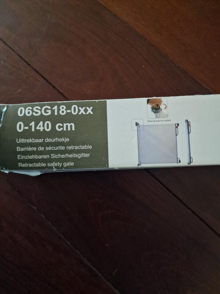 Uittrekbaar deurhekje 0-140 cm, Kinderen en Baby's, Traphekjes, Ophalen, Nieuw, Metaal of IJzer, 115 cm of meer