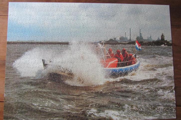 Legpuzzel KNZHRM Motorstrandreddingboot, Verzamelen, Scheepvaart, Zo goed als nieuw, Overige typen, Ophalen of Verzenden